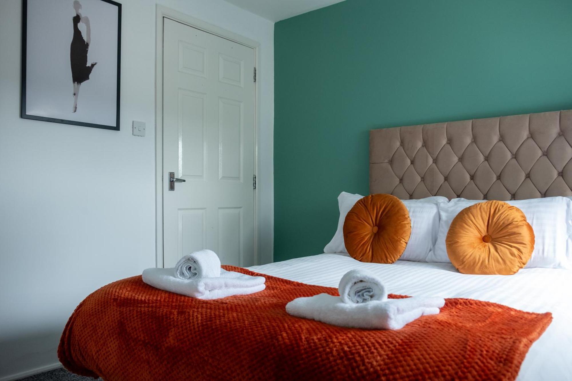 2 Bedroom Beautiful Apartment In Motherwell Mossend Eksteriør bilde
